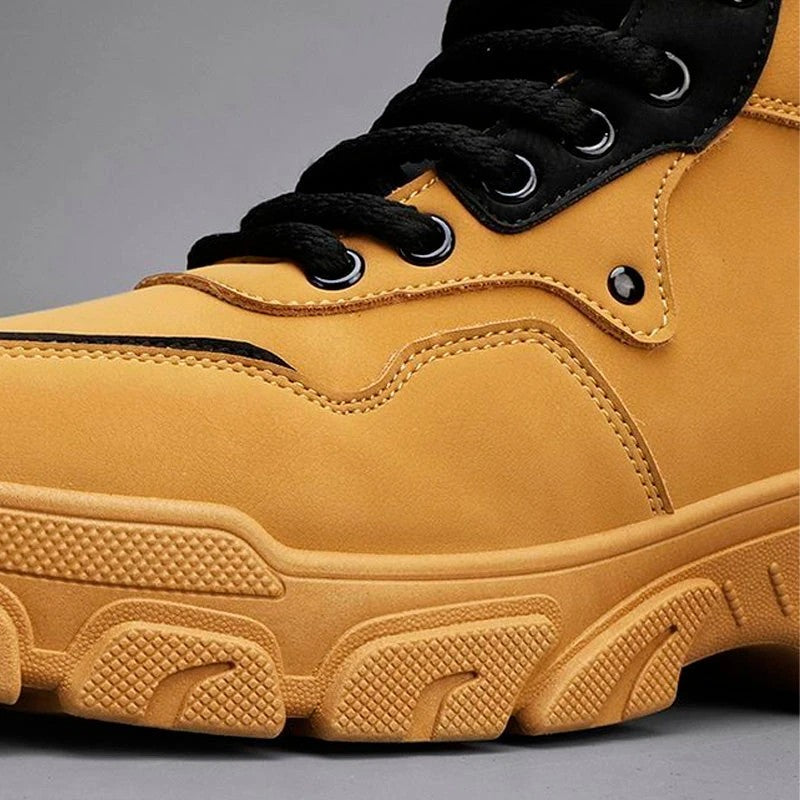 Bota Masculina Vallor em Couro Legítimo Ortopédica e Sola Antiderrapante +BRINDES: Relógio, Carteira e Óculos de Sol