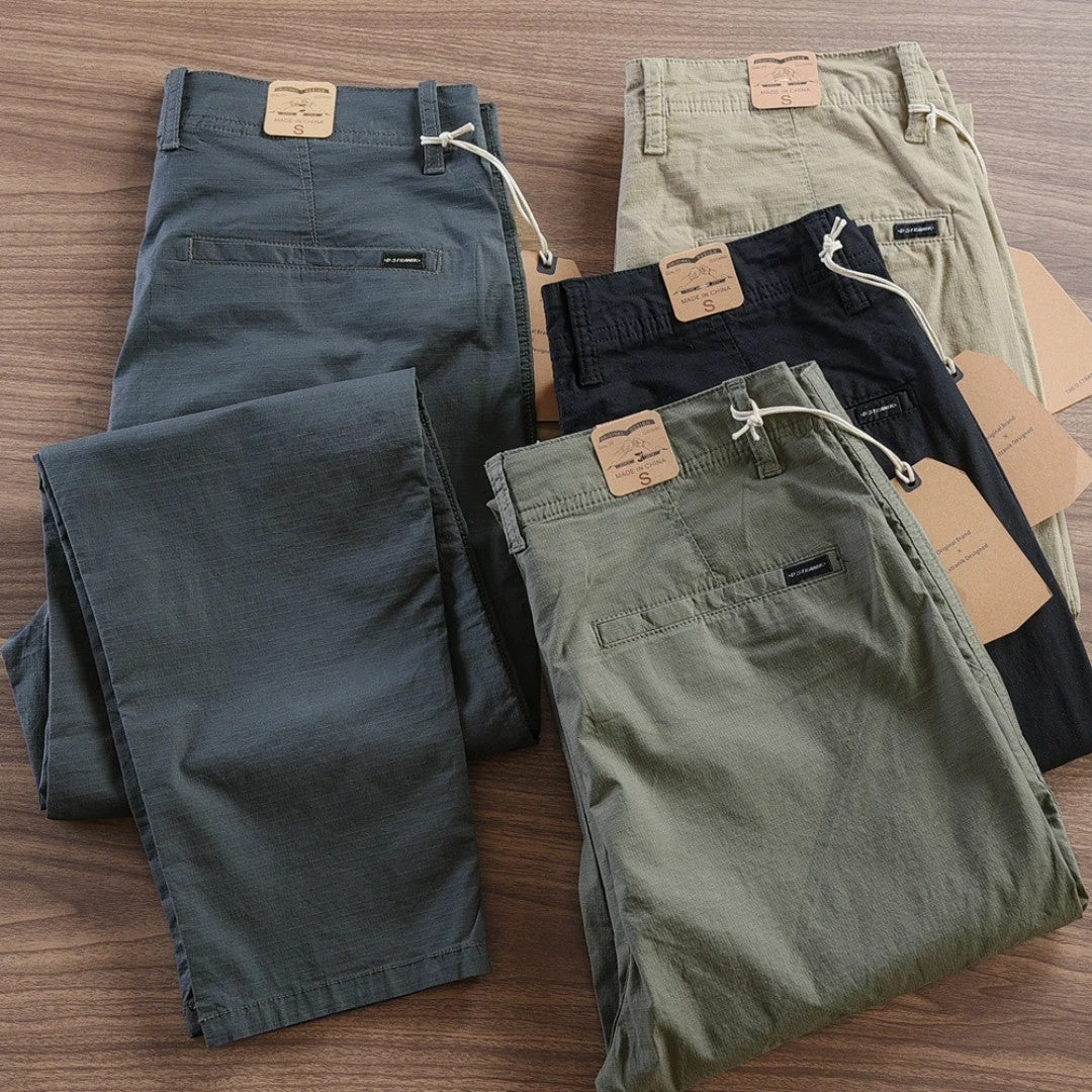 Pague 2 Leve 4 - Calça Masculina Reta em Sarja + Brinde: Carteira Minimalista