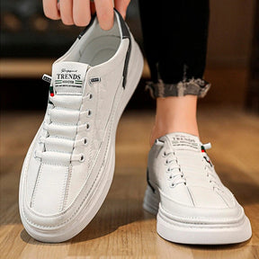 Tênis Casual Ortopédico Masculino Alvion em Couro e Sola Antiderrapante +BRINDES: Relógio, Cinto e Carteira